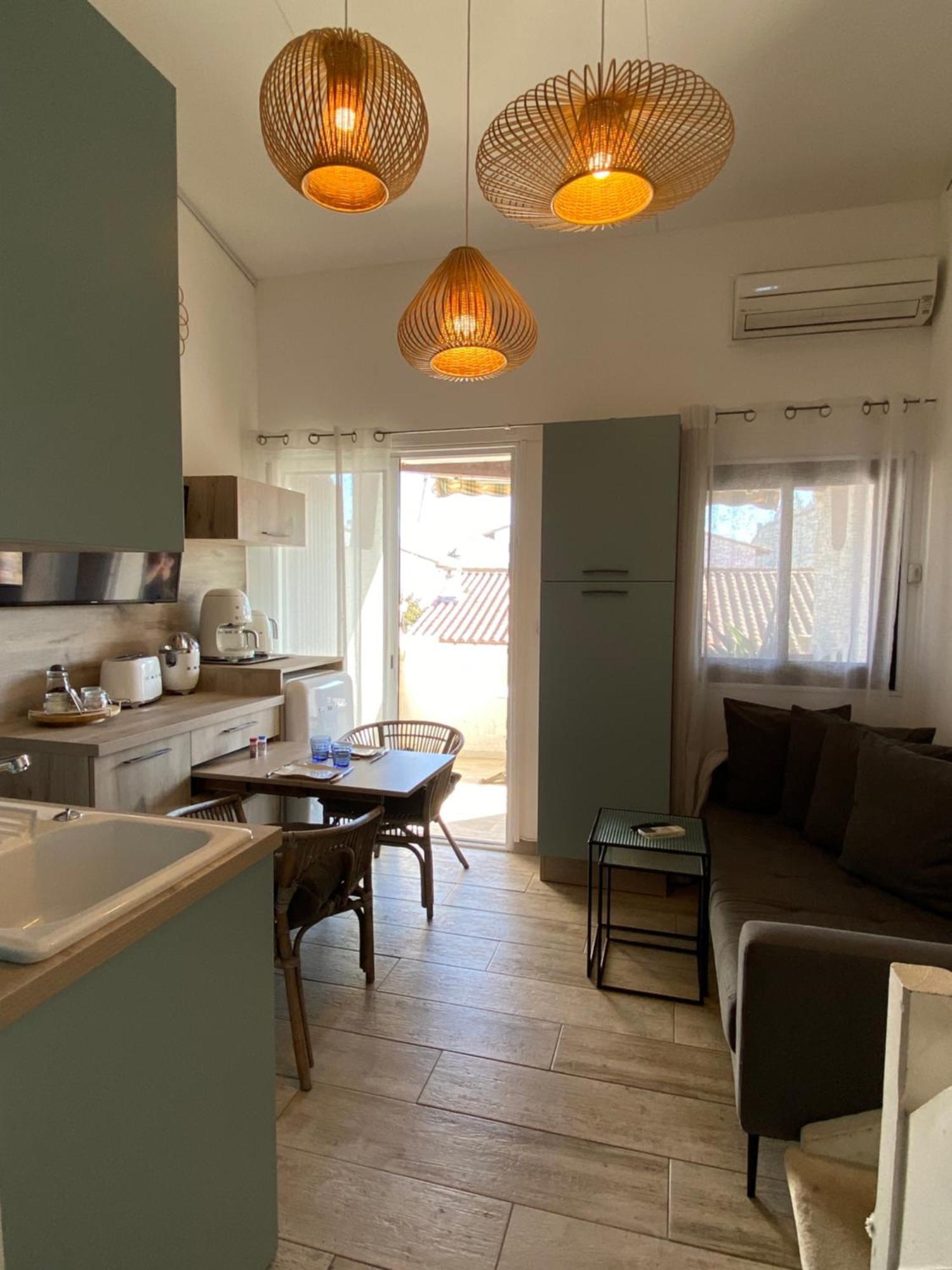 L'Estrambord De Camargue Acomodação com café da manhã Saintes-Maries-de-la-Mer Exterior foto